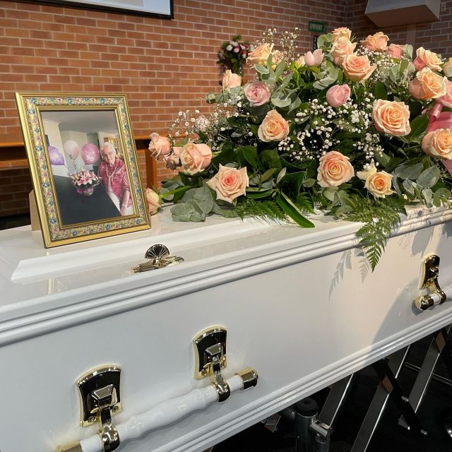 It was a special day saying farewell to Gran. You'll see a lot of smiles here... There were lots of tears, but there is lots to smile about too. Love you Gran!#marksymonds