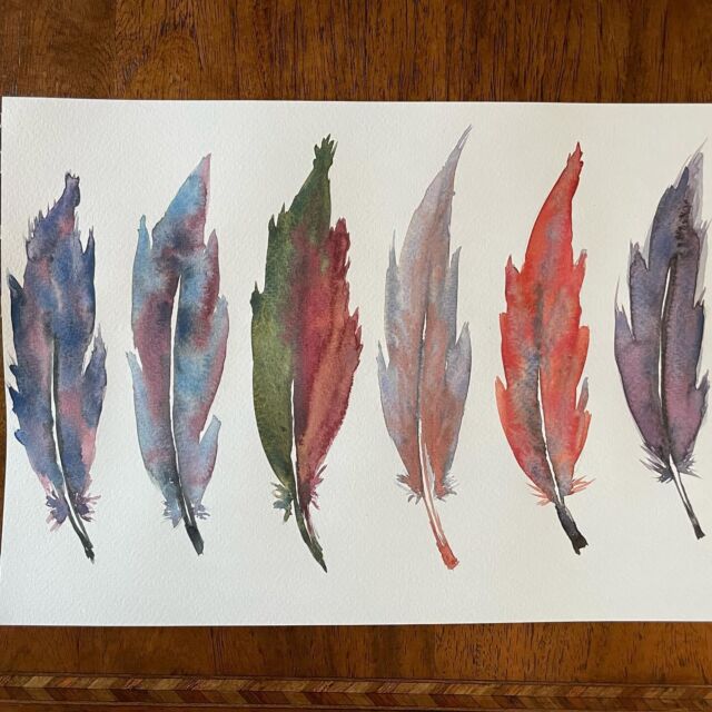 Had a brief opportunity this week to do some watercolour painting. Happy to see my colour mixing and water control skills have not completely disappeared! Very excited to be enrolled in @susiemurphiewatercolours class again this coming term to do more painting!
#watercolour #lightasafeather #watercolor #painting